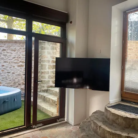 Сasa de vacaciones Duplex Avec Et Cour Privée *