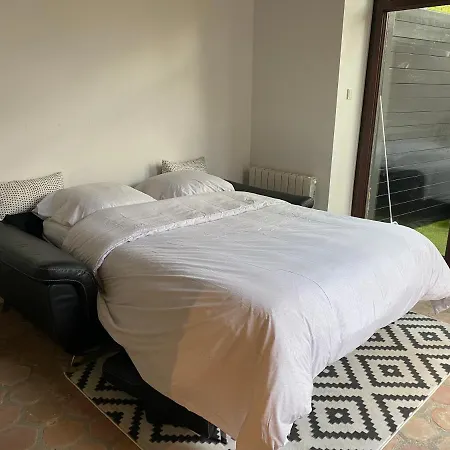 Holiday home Duplex Avec Et Cour Privee