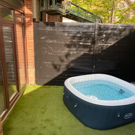 Duplex Avec Et Cour Privee