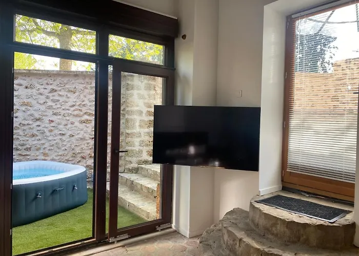 Vakantiehuis Duplex Avec Et Cour Privee *