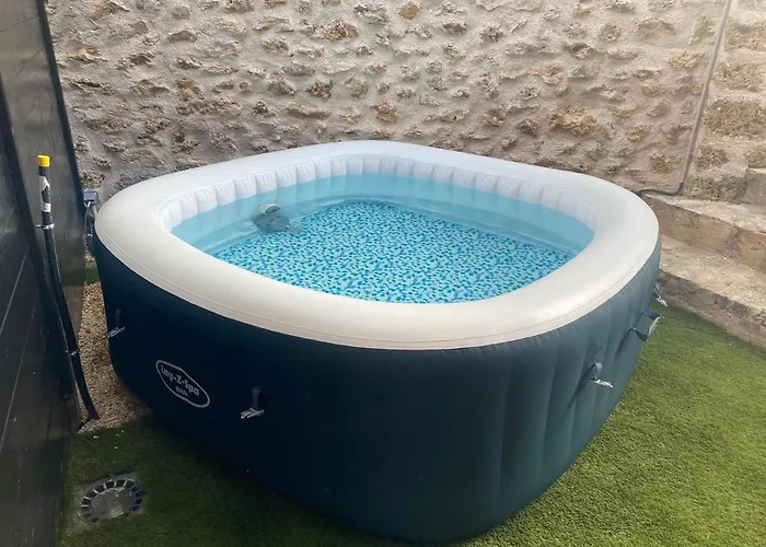 Vakantiehuis Duplex Avec Et Cour Privee